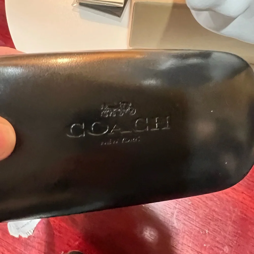 COACH NWT Lia Round Violet Gradient Sunglasses - Picture 8 of 9